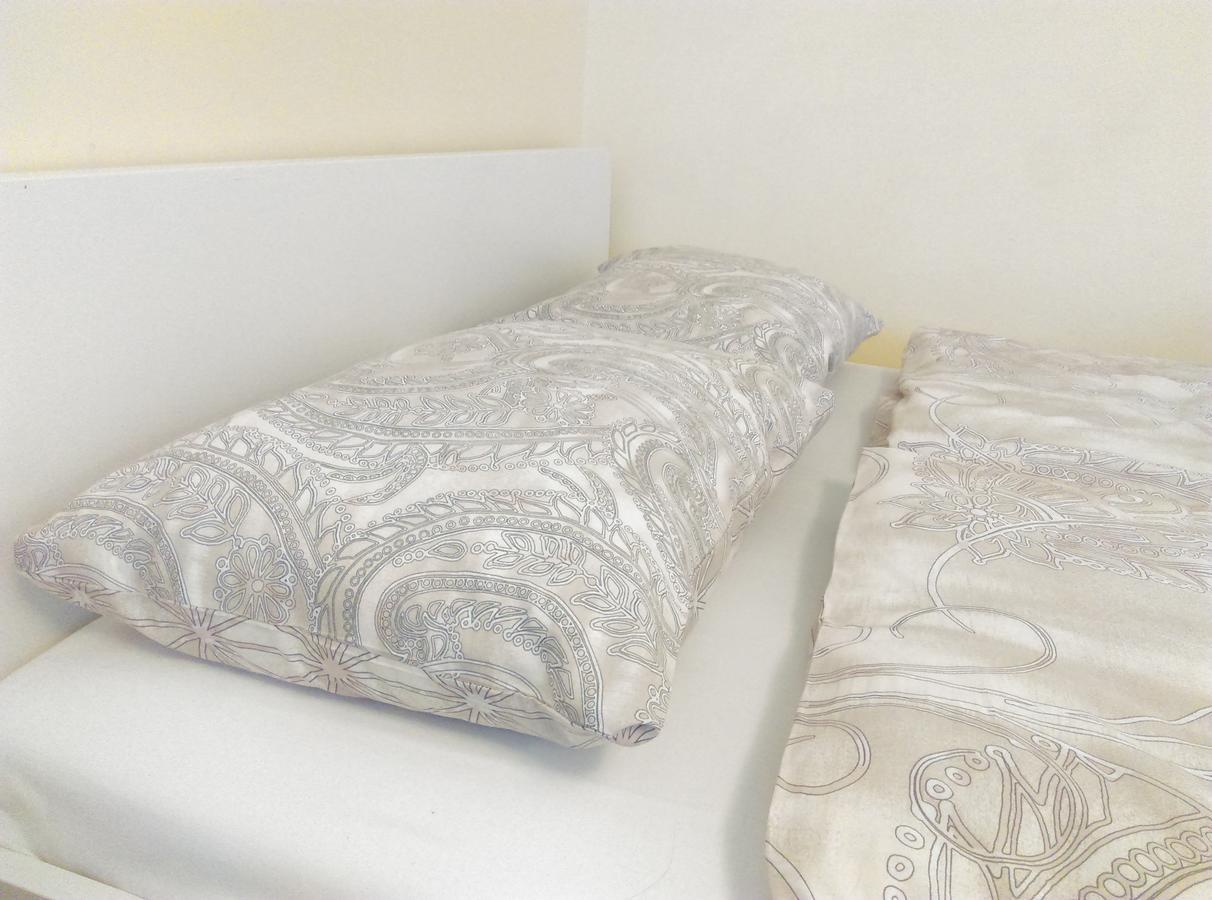 Gina'S Apartment Partizanu G Kaunas Ngoại thất bức ảnh